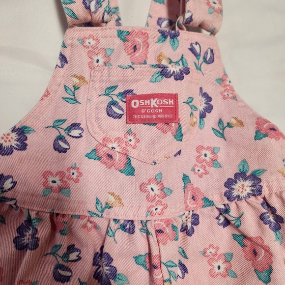 Vintage OshKosh B'gosh Pink Floral Denim Overalls w/ Bow Toddler Girl Size 6x - Picture 2 of 11